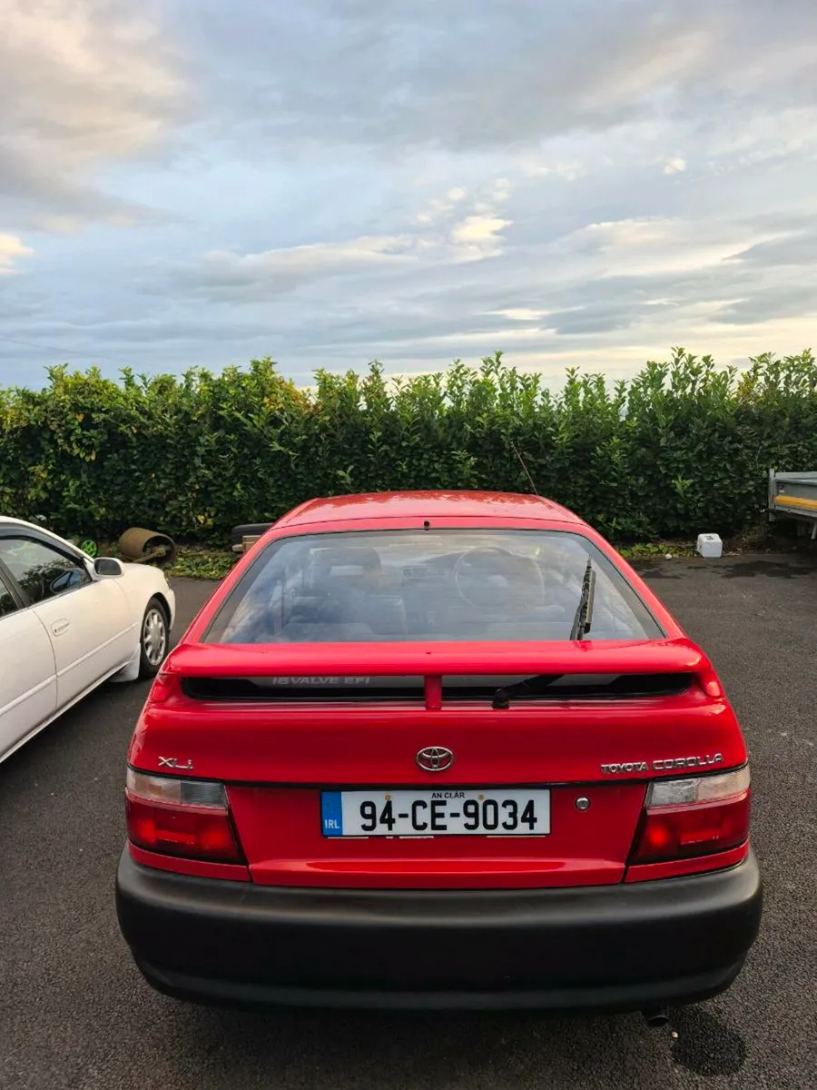Toyota corolla - Image 1
