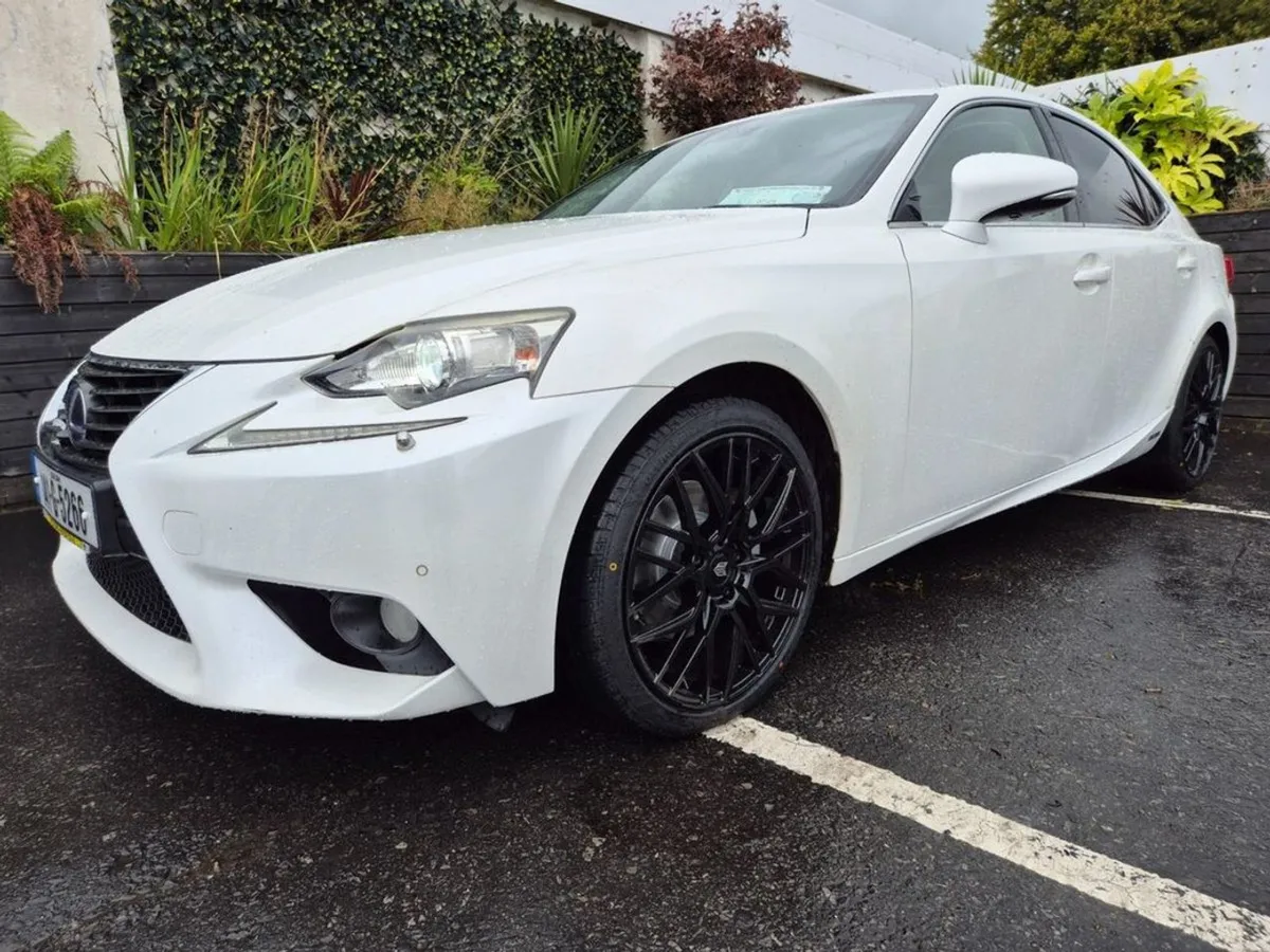 Lexus IS300h 2.5 Hybrid / LUX High Spec / Tax  190 - Image 1