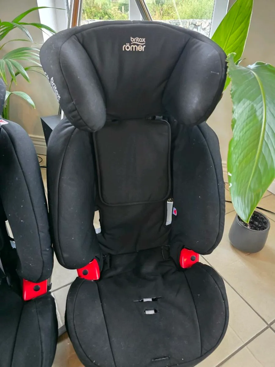 Britax romer car seats (two) - Image 2