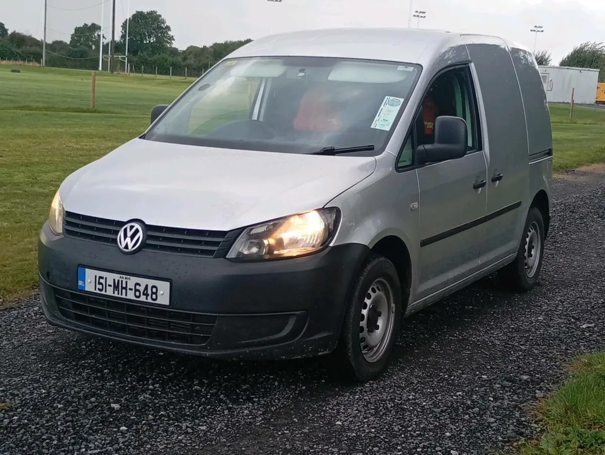 151 VW caddy 1.6TDI crvt and taxed - Image 1