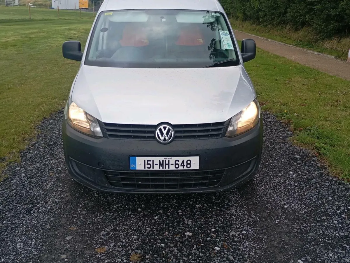 151 VW caddy 1.6TDI crvt and taxed - Image 3