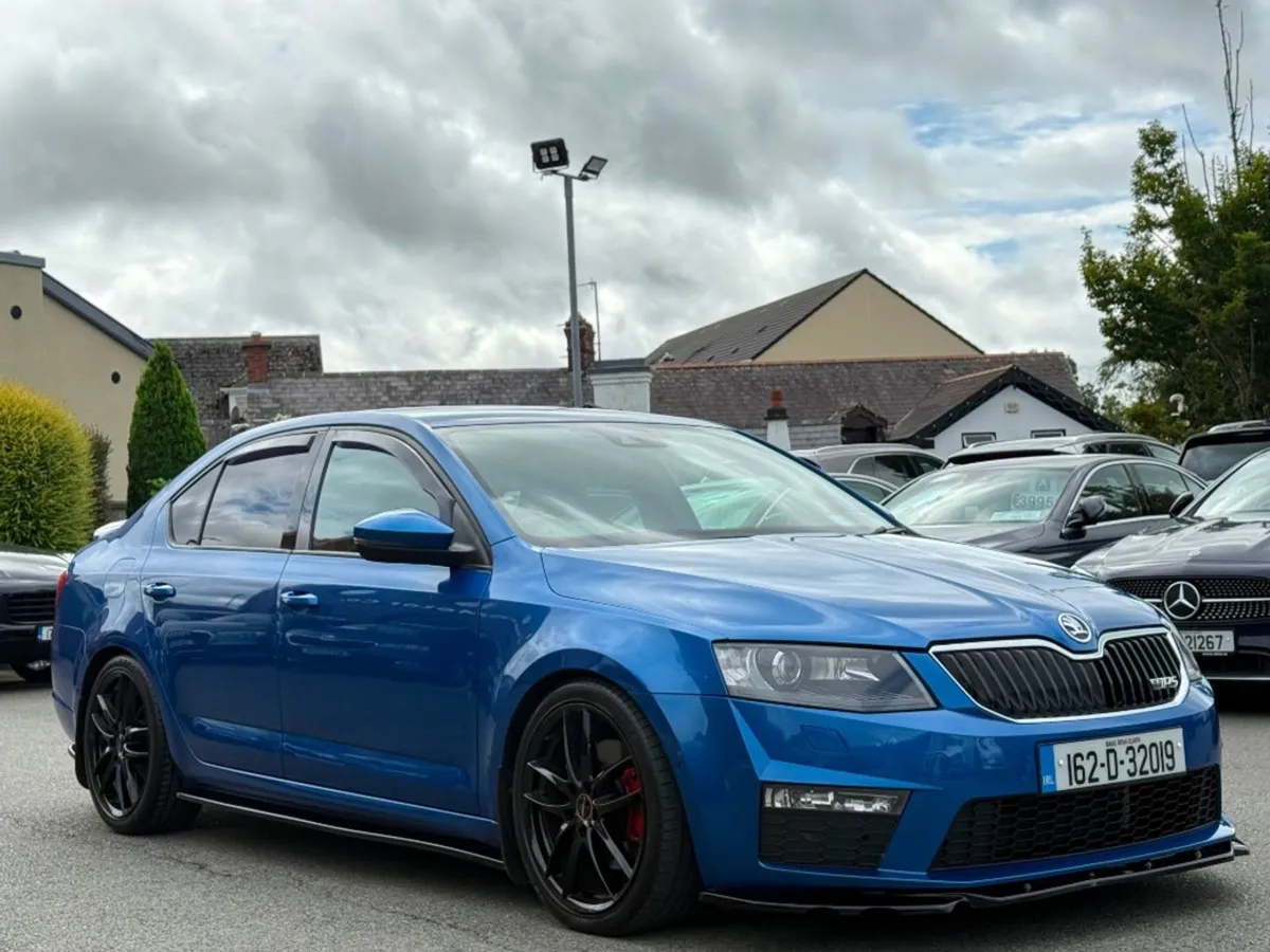 Skoda Octavia 2.0 TDI VRS 184PS Auto - Image 3