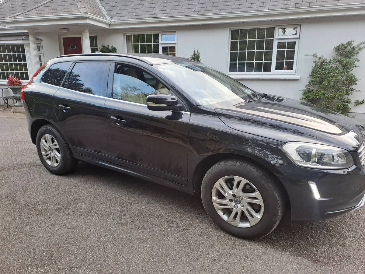 Volvo XC60 2016 AUTO - Image 3