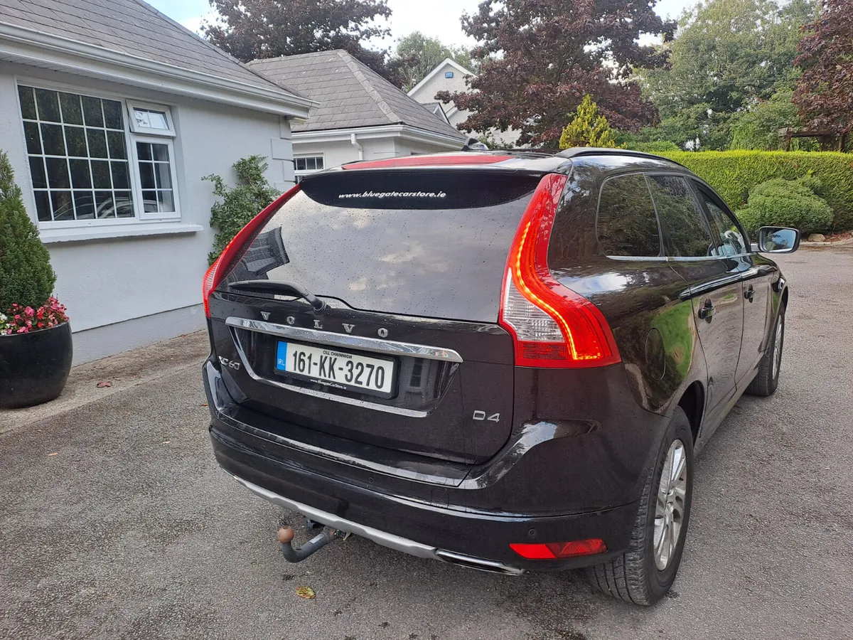 Volvo XC60 2016 AUTO - Image 1
