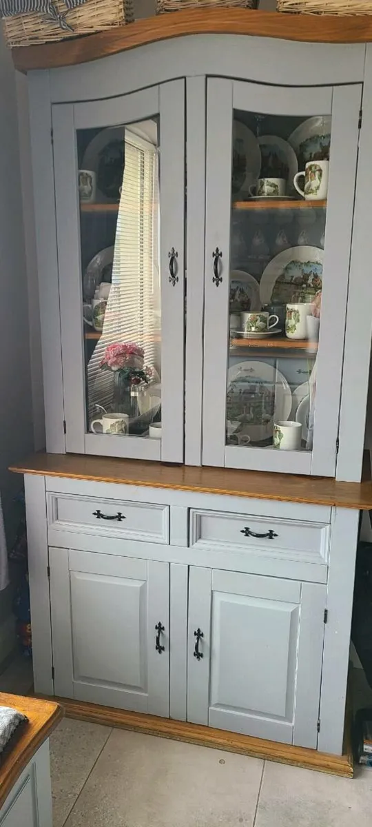 Kitchen dresser - Image 1