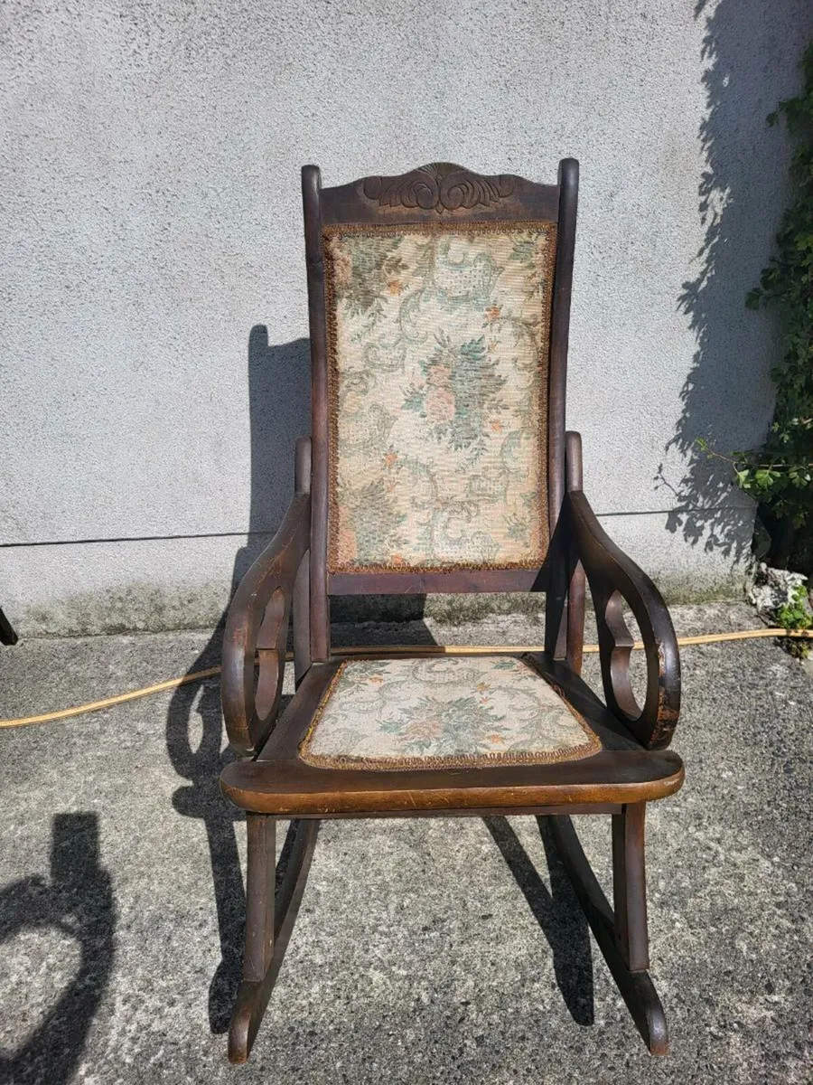 Rocking chair - Image 1