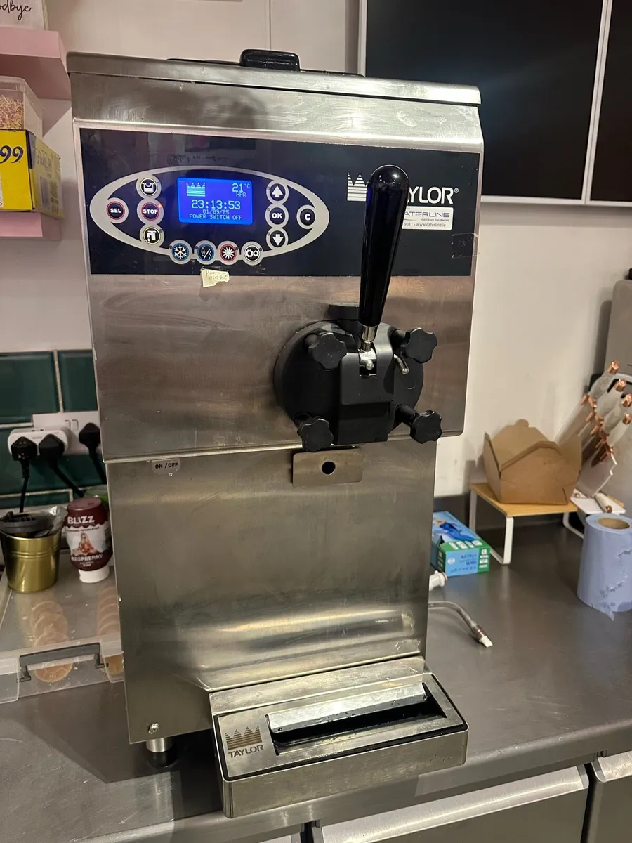 Taylor 736 - Ice Cream Machine - Soft Serve - Image 1