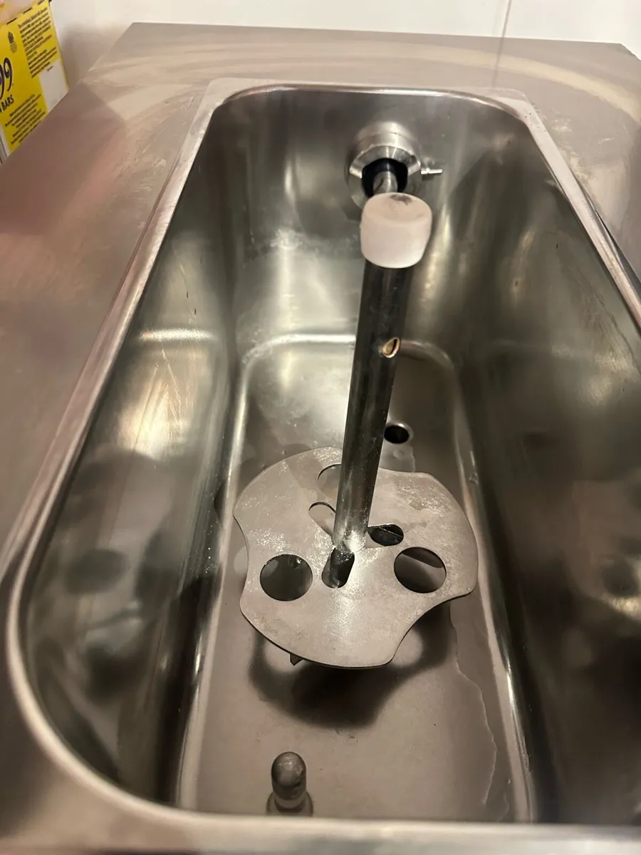Taylor 736 - Ice Cream Machine - Soft Serve - Image 2