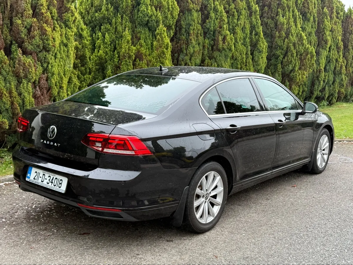 211 Vw Passat 2.0 150 BHP Diesel Business edition - Image 4