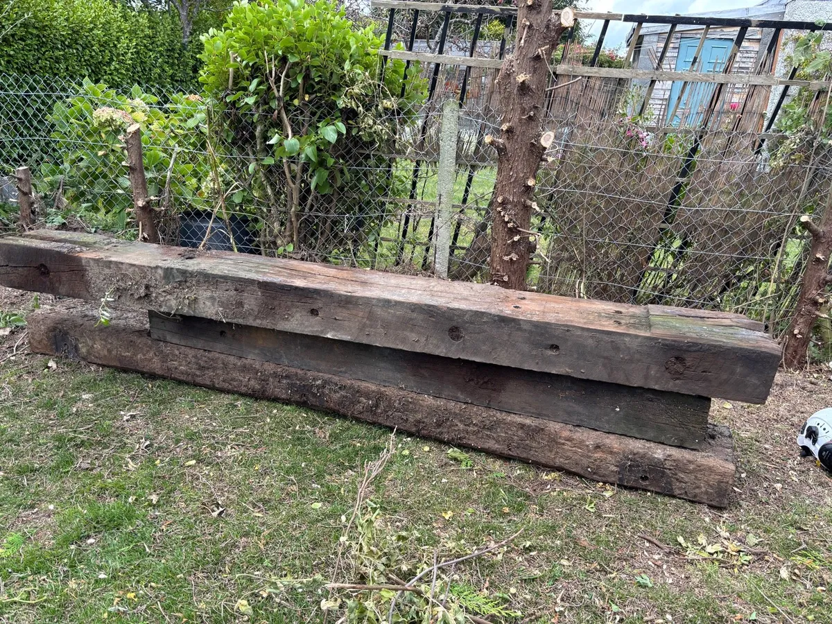 Sleepers free to take away - Image 1