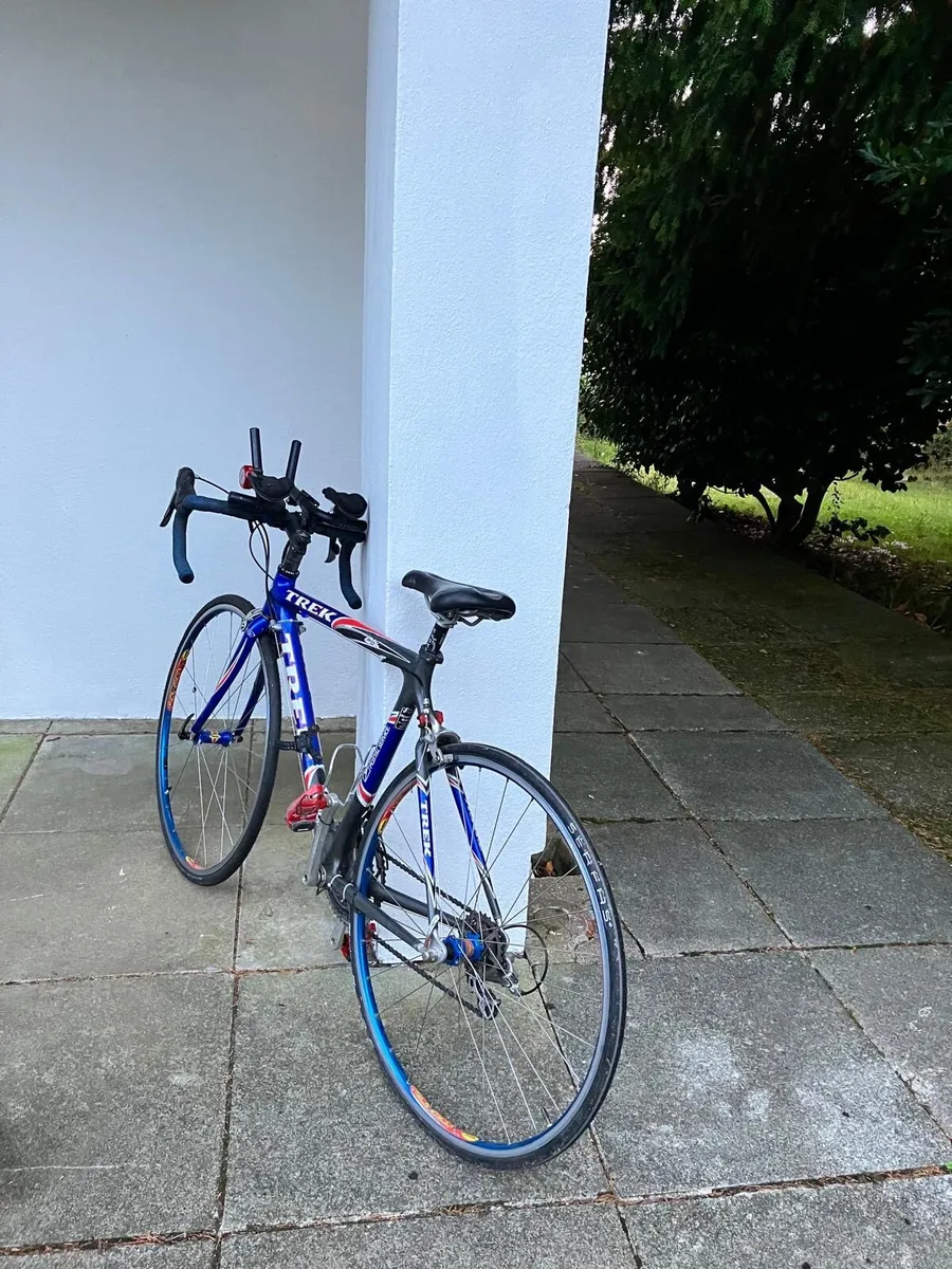 Trek road bike - Image 3