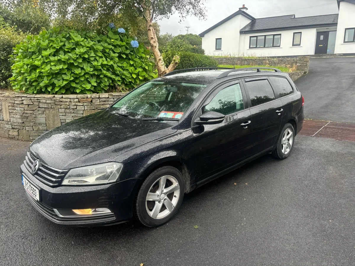 11 VW PASSAT NEW NCT - Image 2