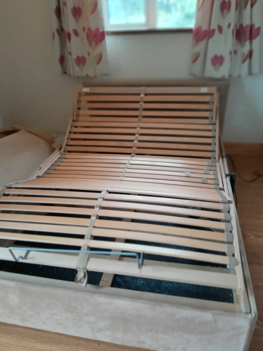 Electric bed - Image 2