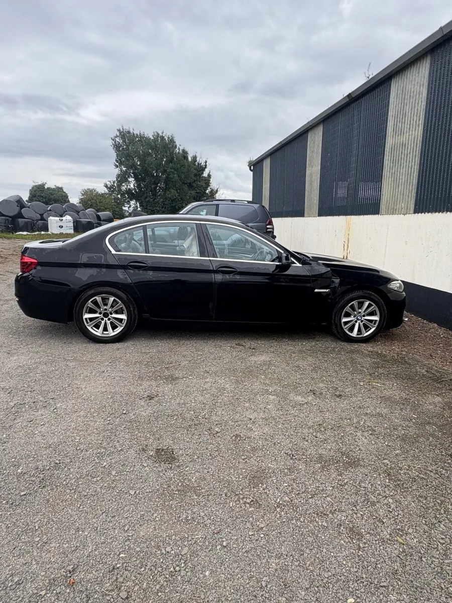 BMW 5-Series 2016 - Image 3