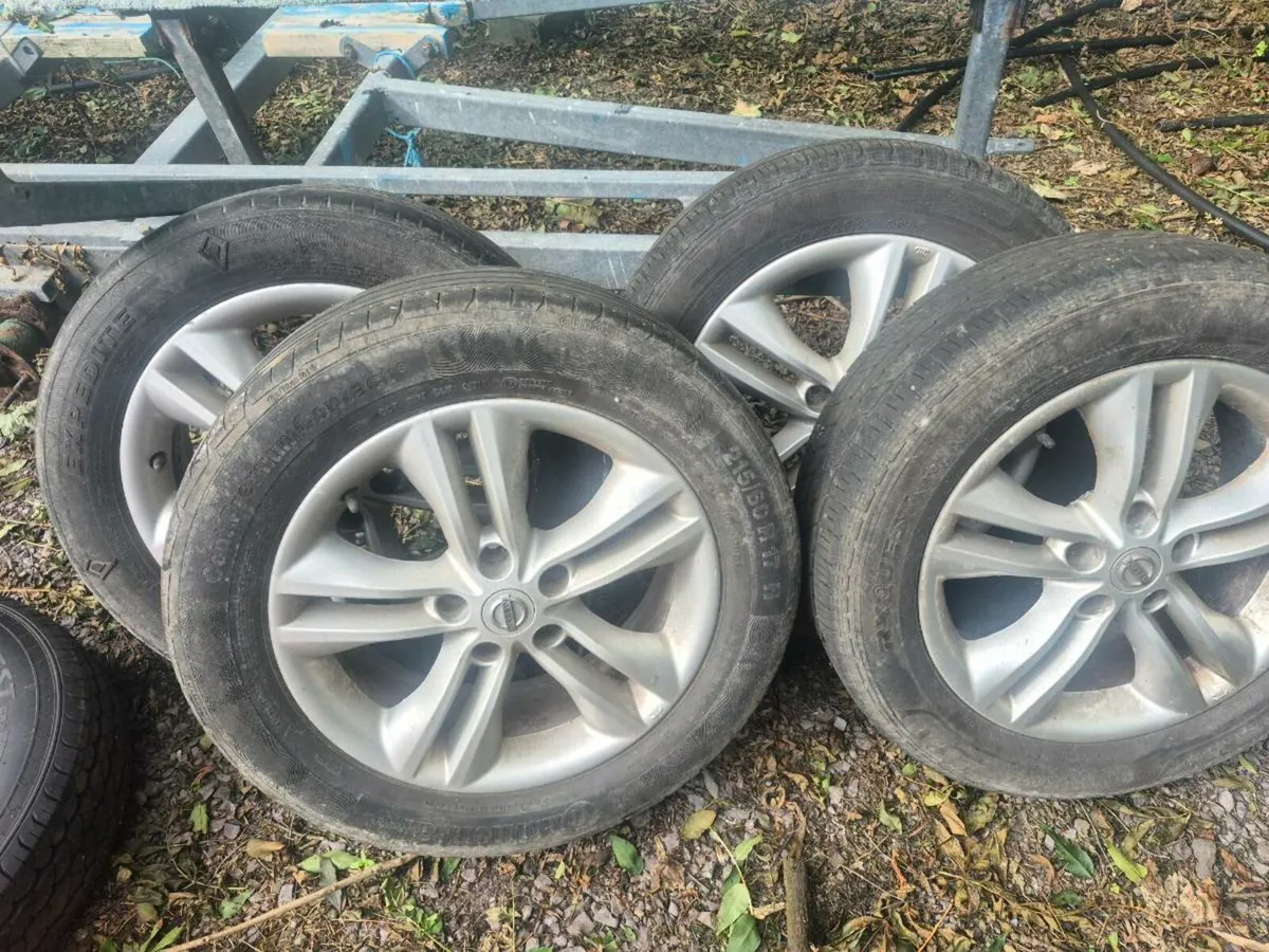 Nissan qashqai alloys - Image 1