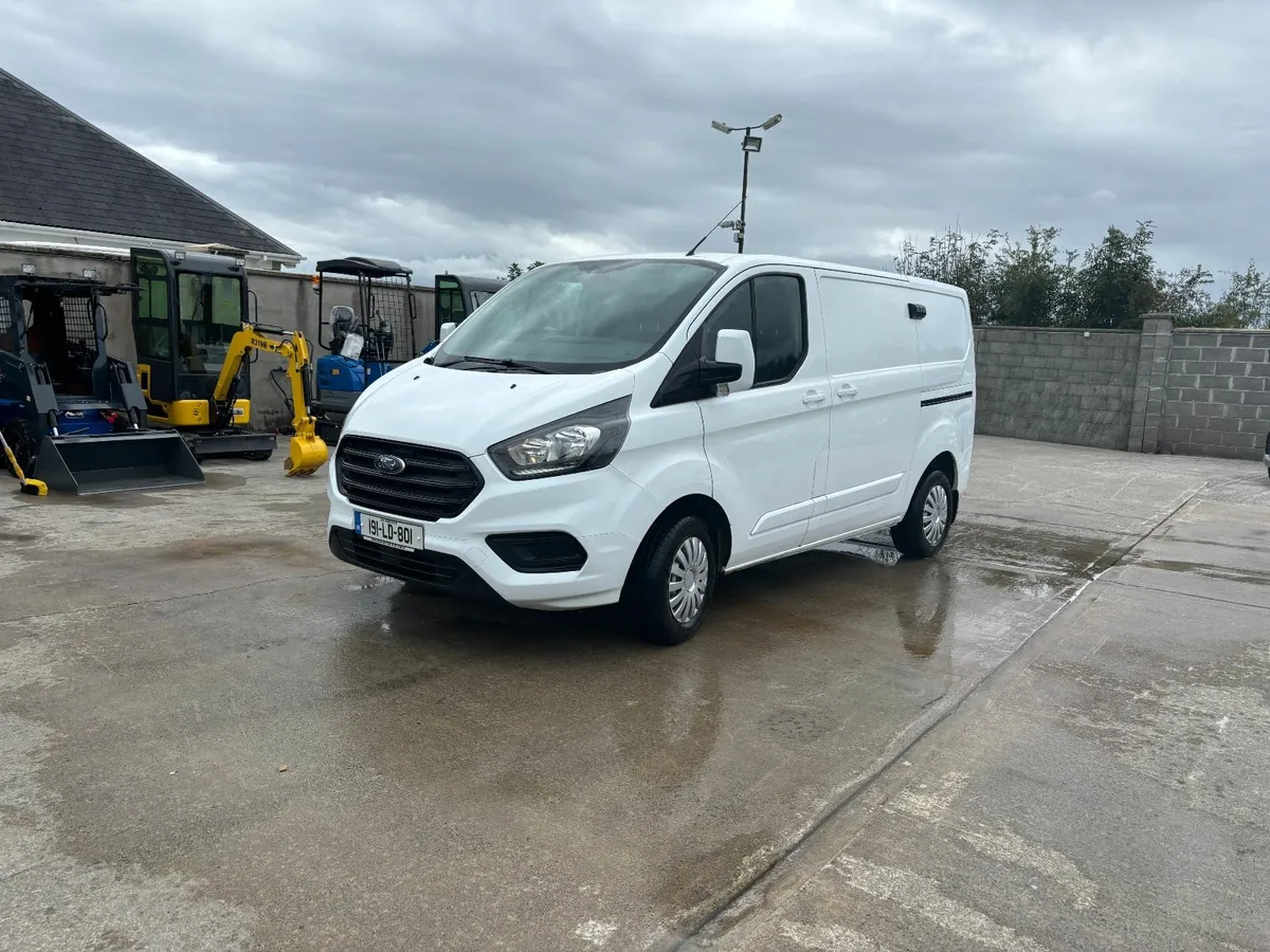 Stunning Ford Transit Custom !!! - Image 2