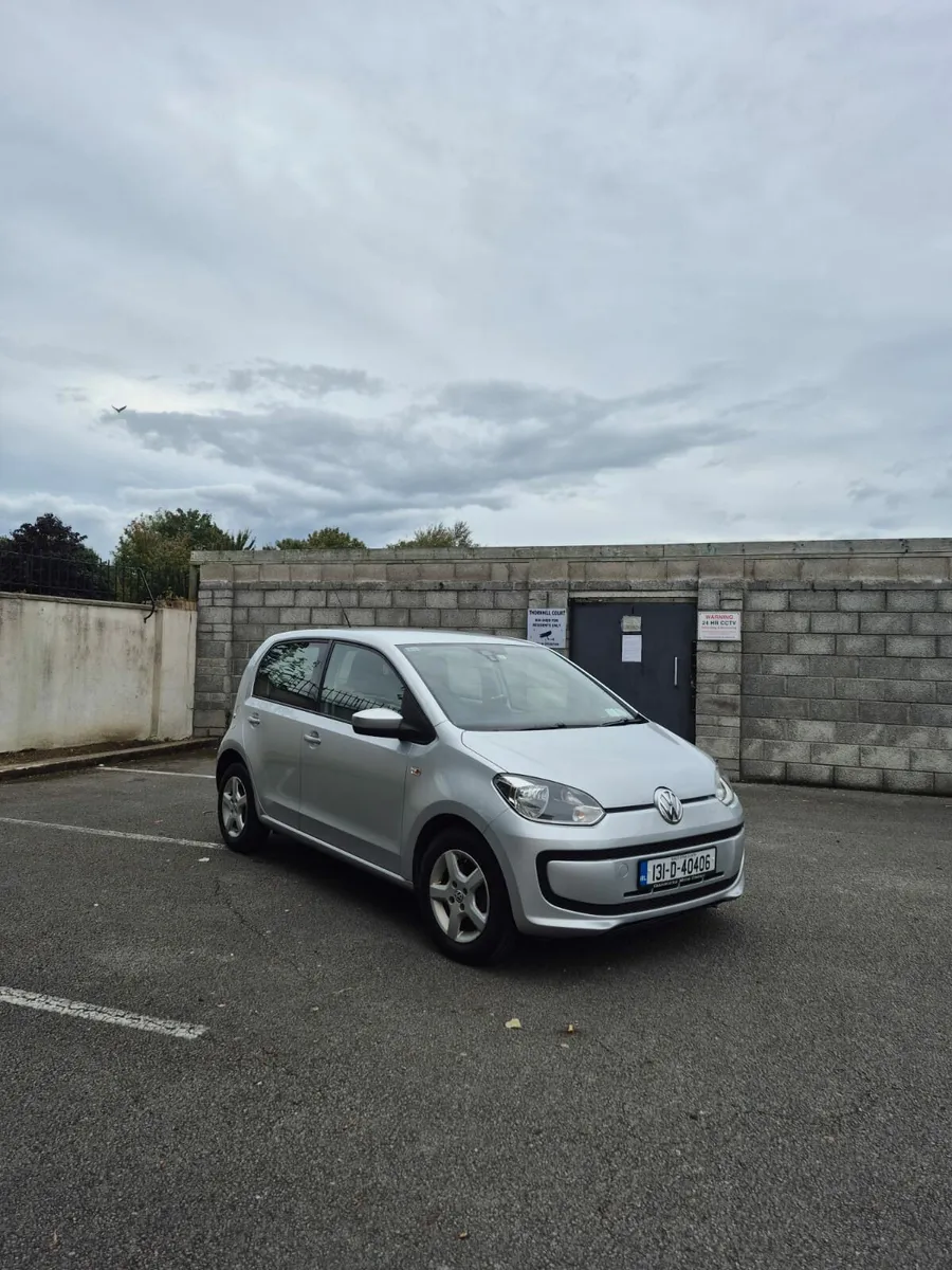 2013 Volkswagen Up Automatic - Image 2