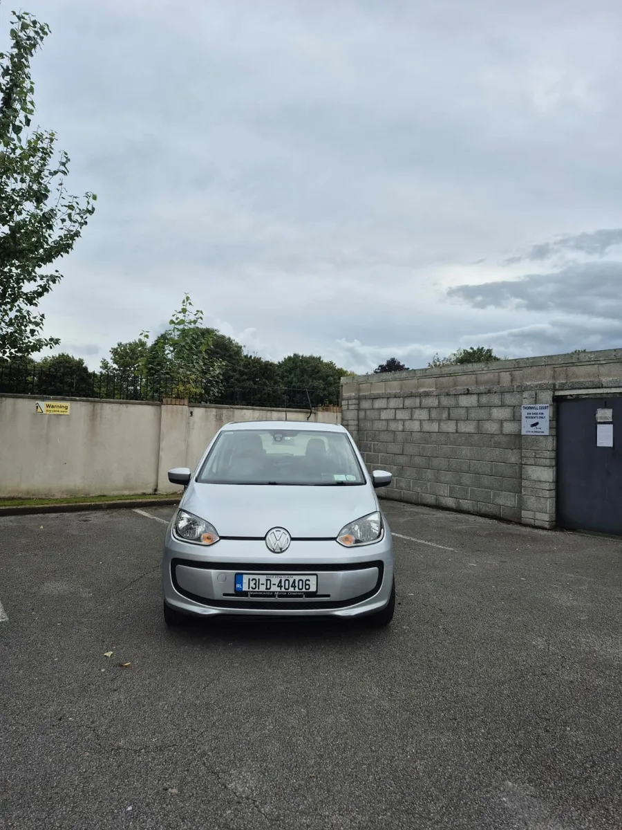 2013 Volkswagen Up Automatic - Image 3