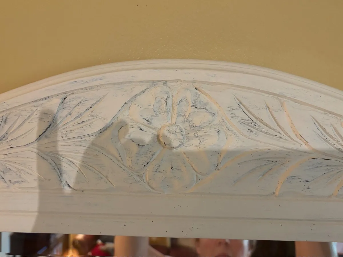 Painted fireplace, cast iron inset & slate hearth - Image 4