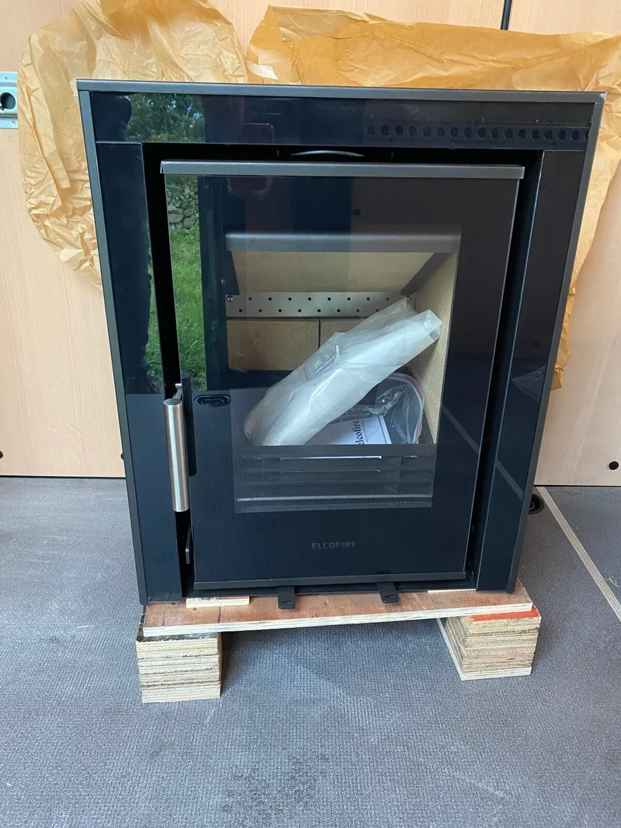 New.. Multi fuel Elcofire 6kW Inset Stove - Image 1