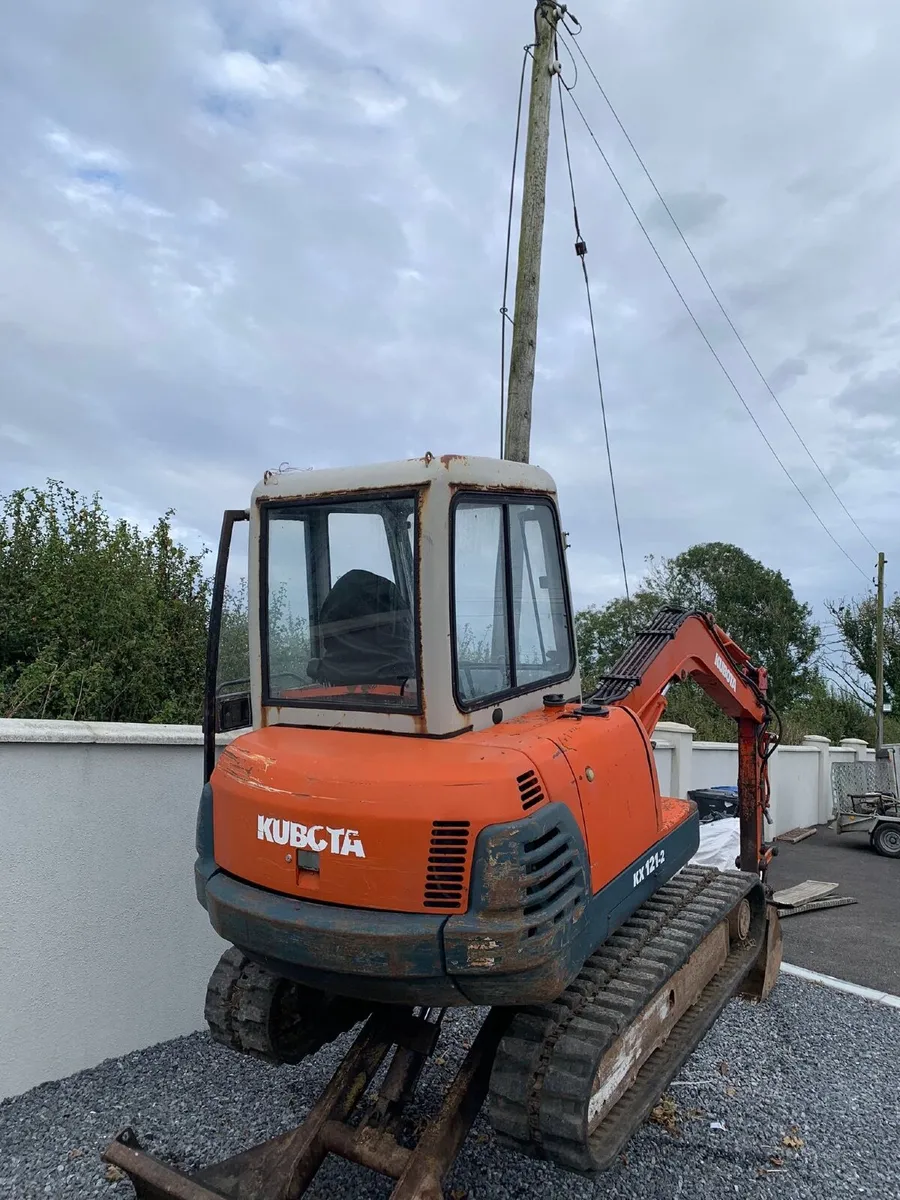 kubota 4.5 ton digger - Image 2