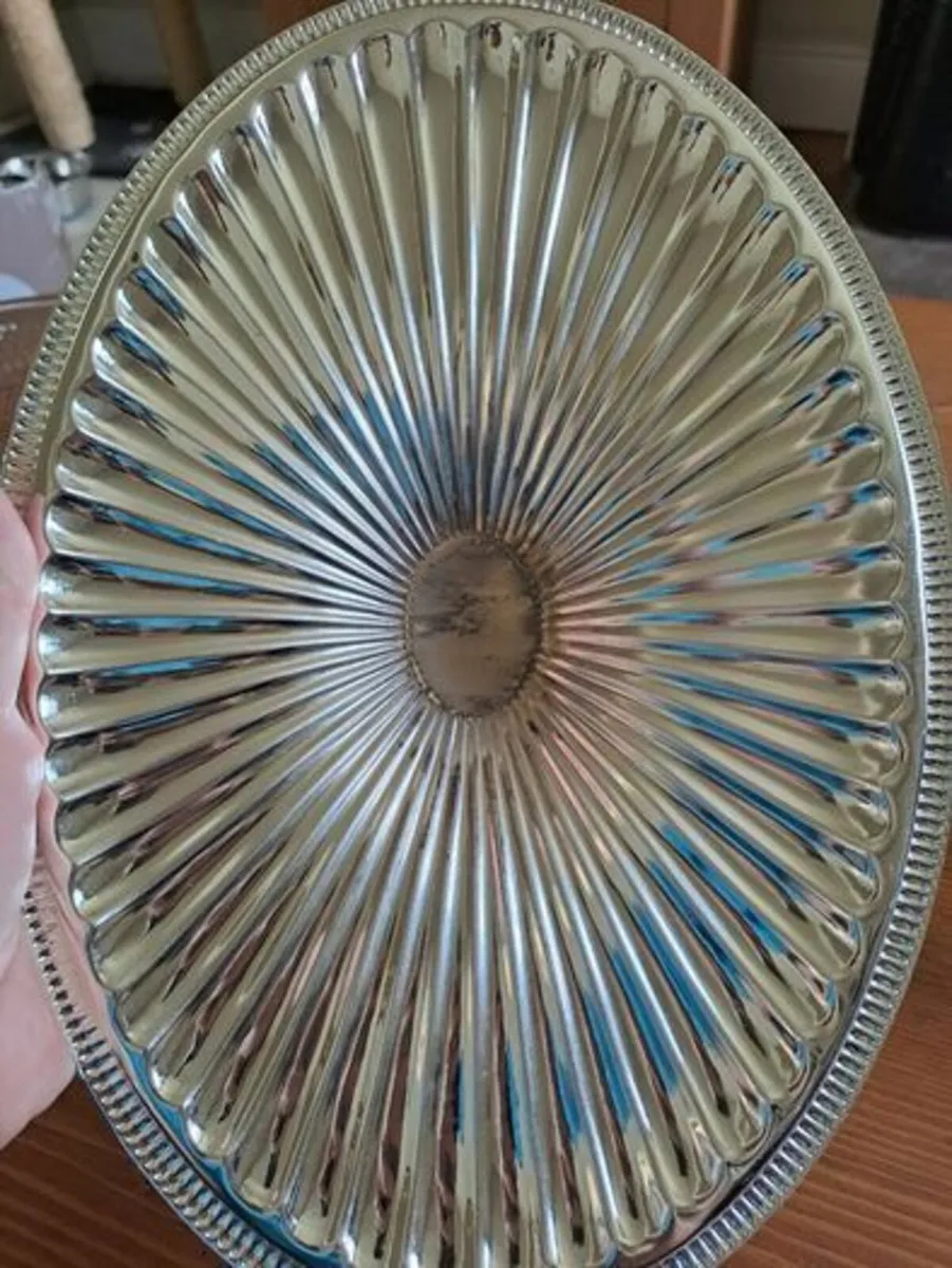 Silver and glass serving dish - Image 4