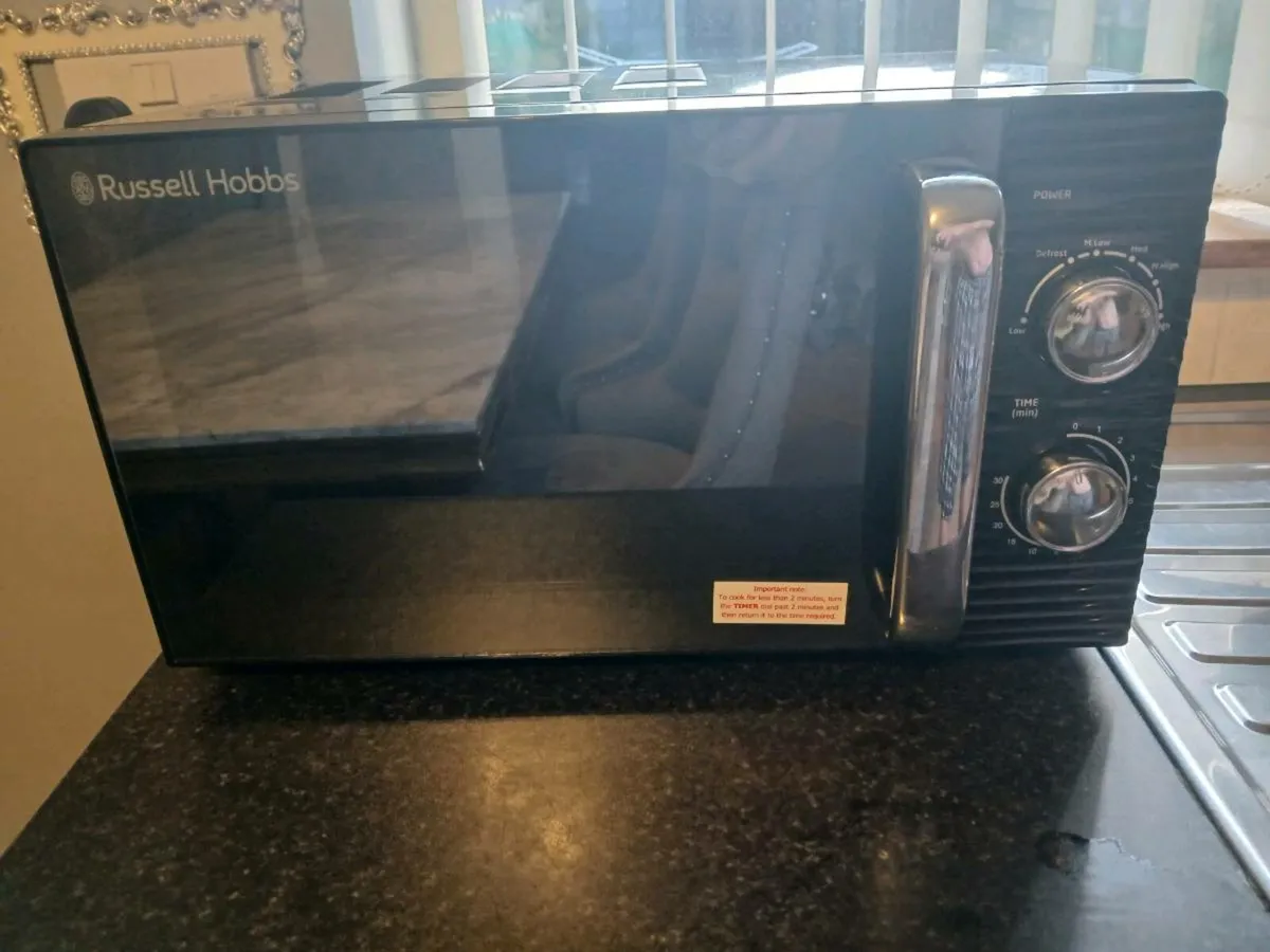 Kittle toaster microwave - Image 1