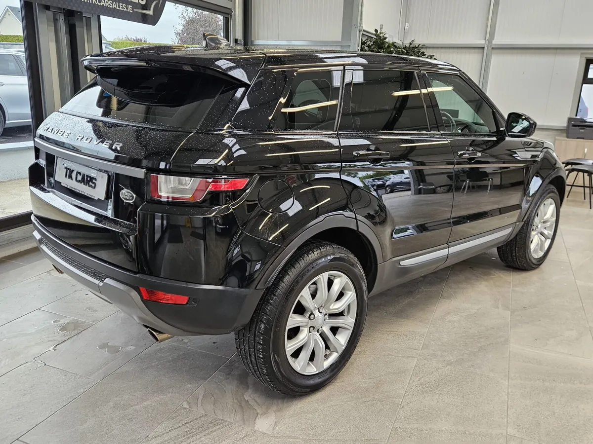 17 LAND ROVER RANGE ROVER EVOQUE EVOQUE ED4 PUR - Image 4