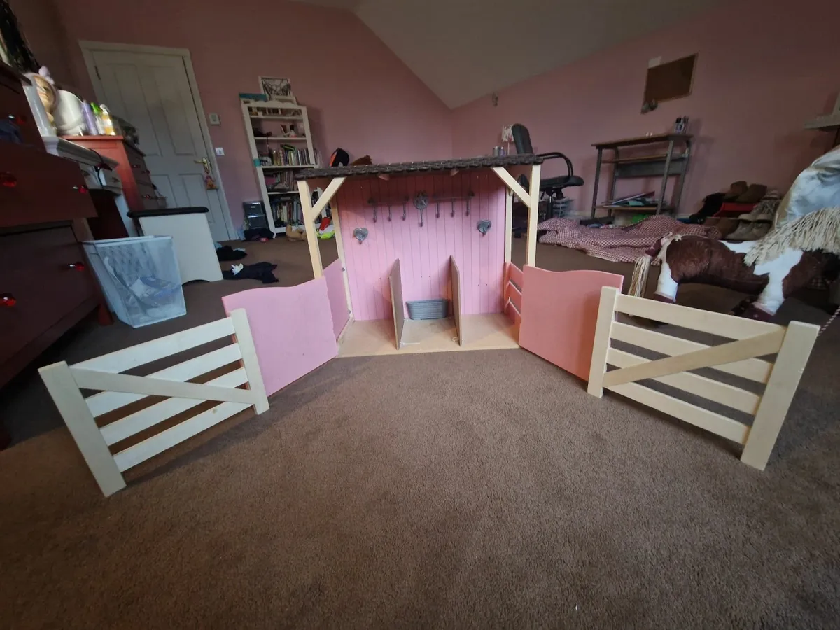Horse Stable Our generation - Image 3