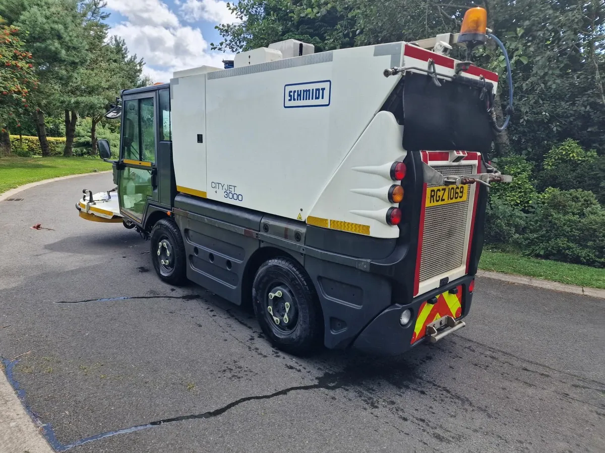 Schmidt Cityjet 3000 Hot Street Washer scrubber - Image 1