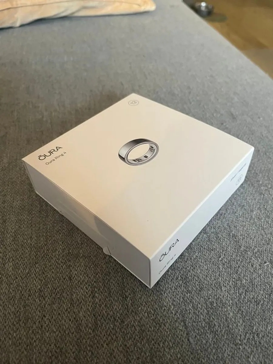Oura Ring 4 Size 13 in silver - Image 1