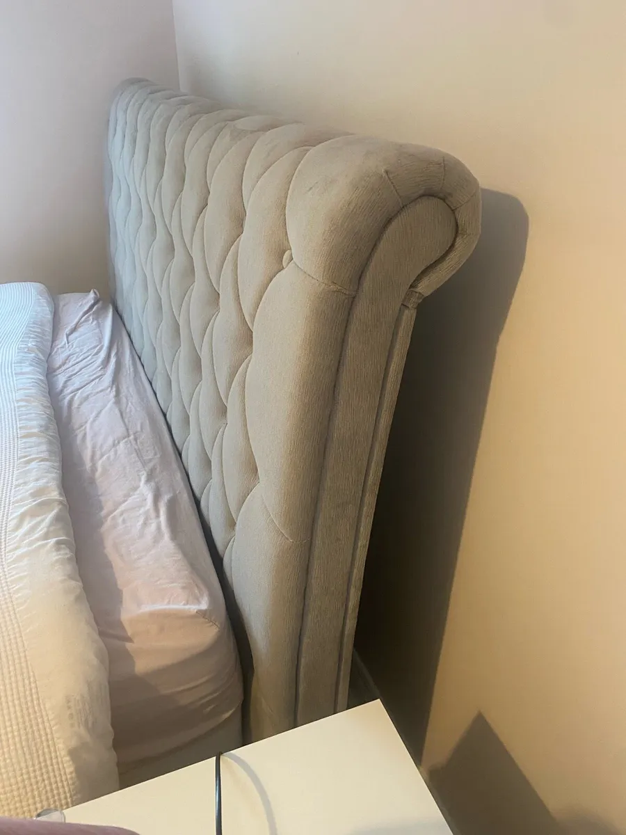 Bed - Image 4