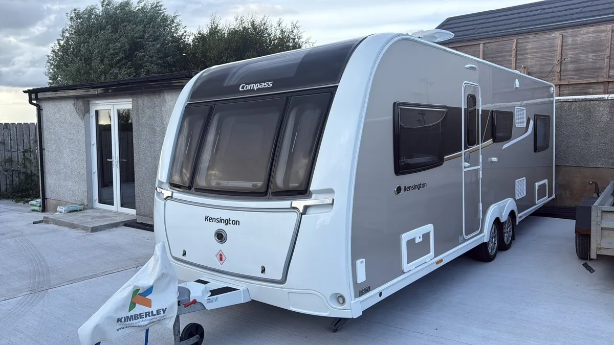 Touring caravan compass Kensington special edition - Image 2