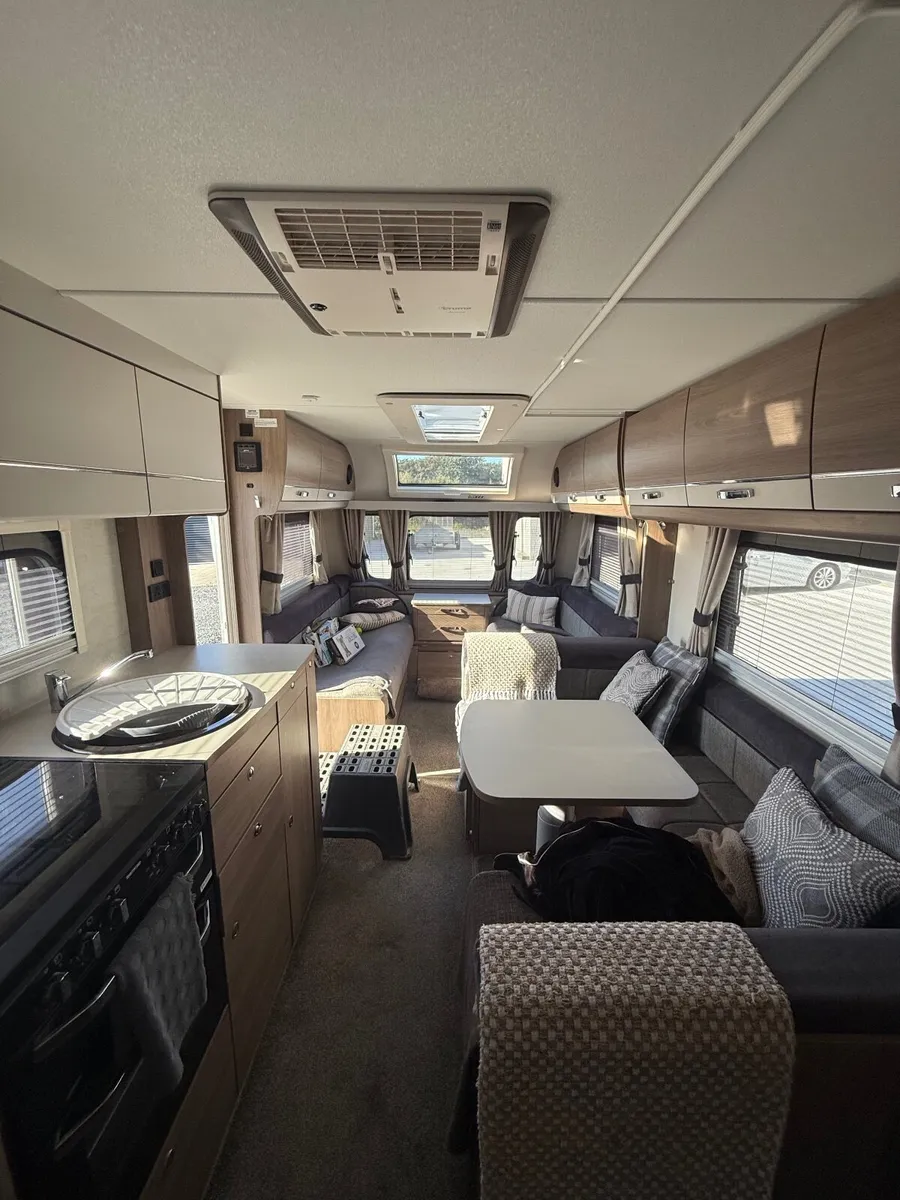 Touring caravan compass Kensington special edition - Image 3