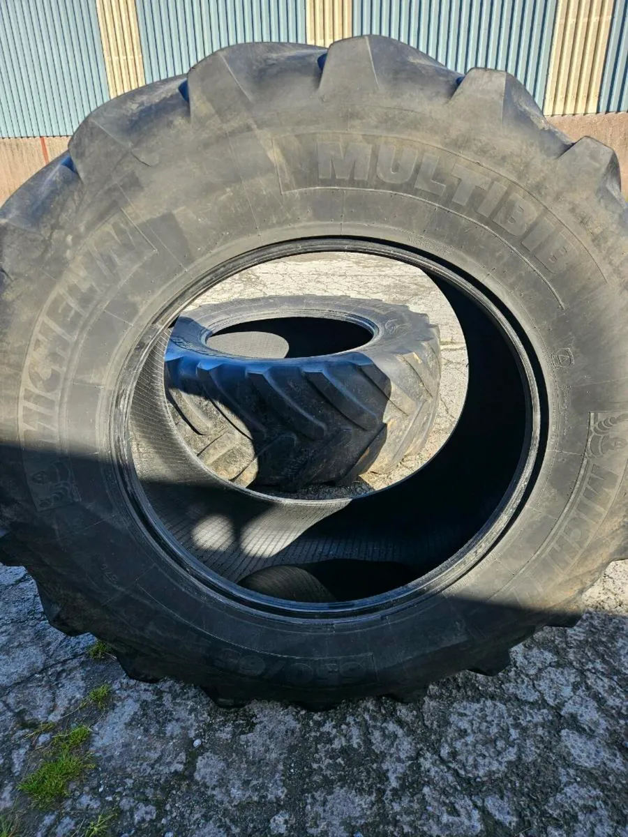 Tyres 650/65/38 - Image 1