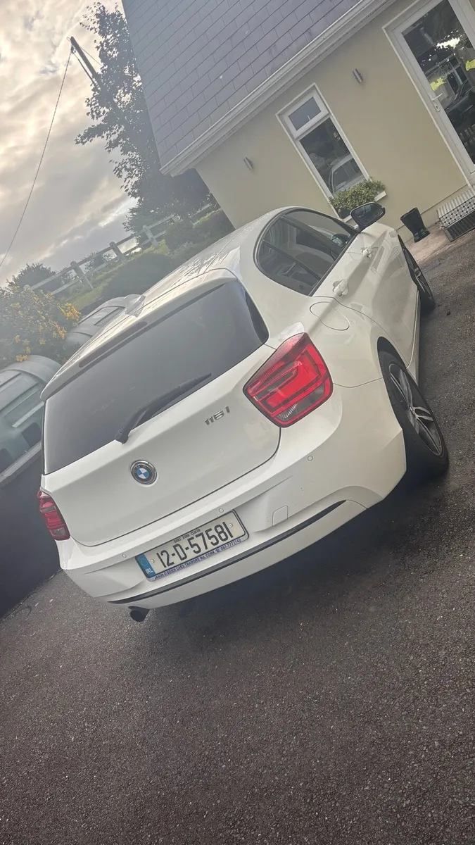 Car - Image 1