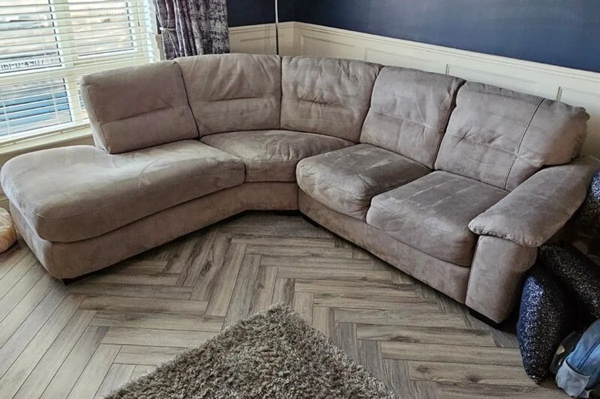 Couch - Image 1