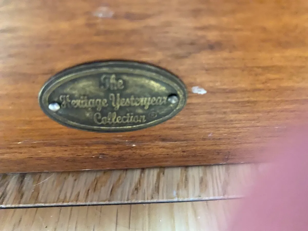 The Heritage Yesteryear collection chest of drawes - Image 2