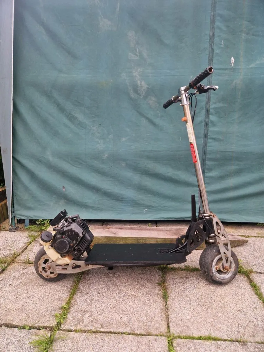 Petrol scooter - Image 2