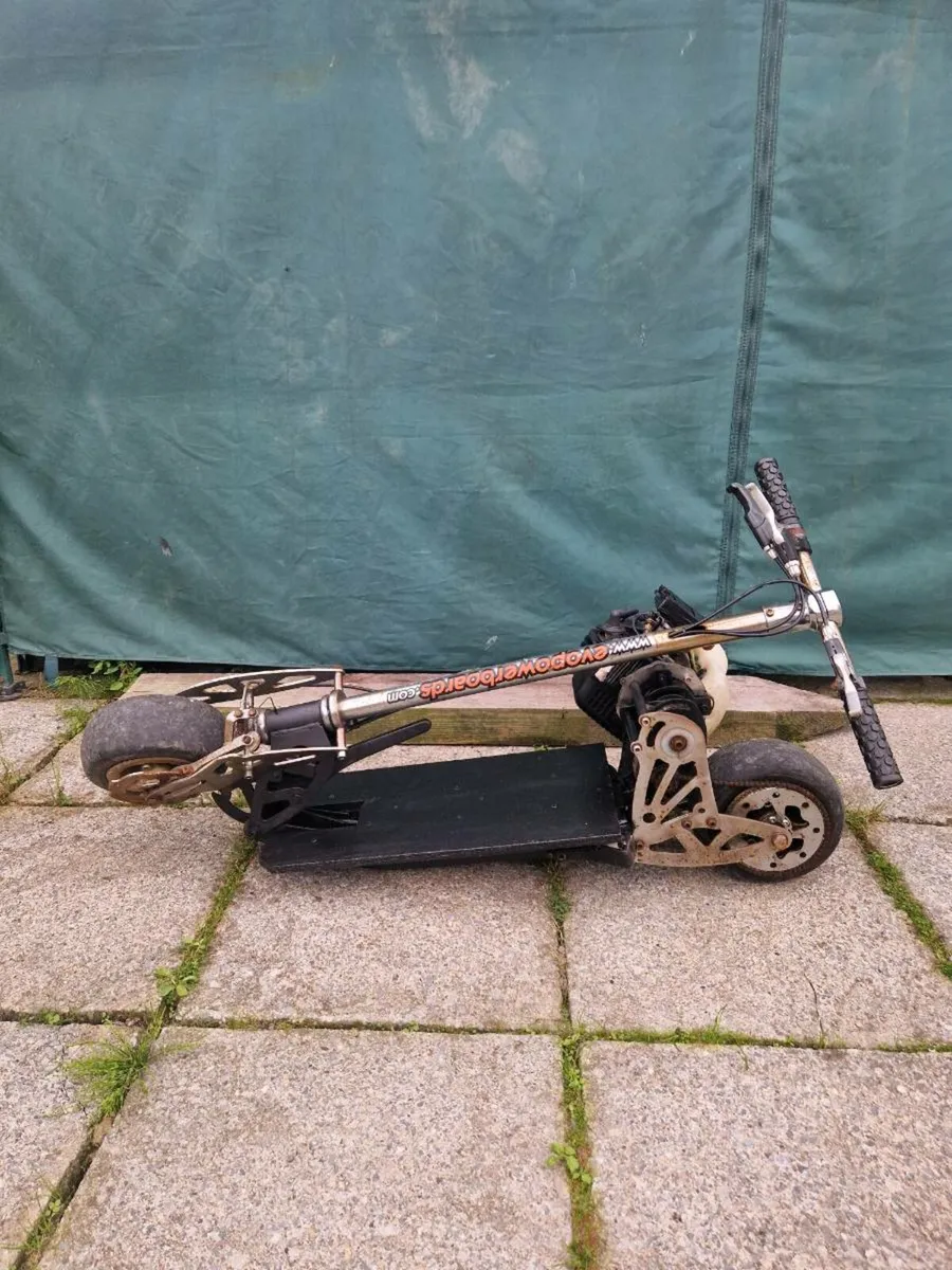 Petrol scooter - Image 4