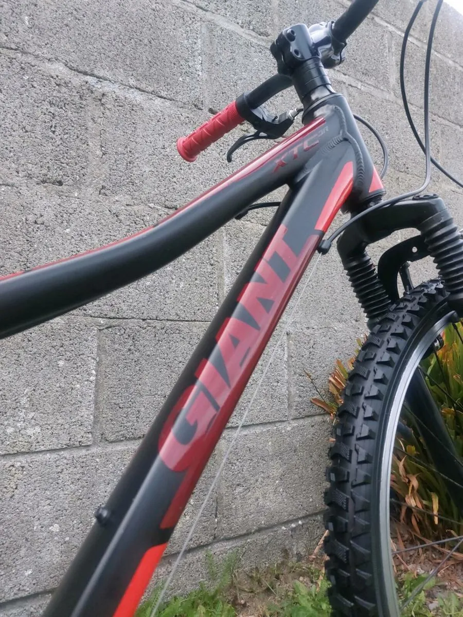 Giant XTC JR 24" wheel kids bike - kids aged 8-12 - Image 4