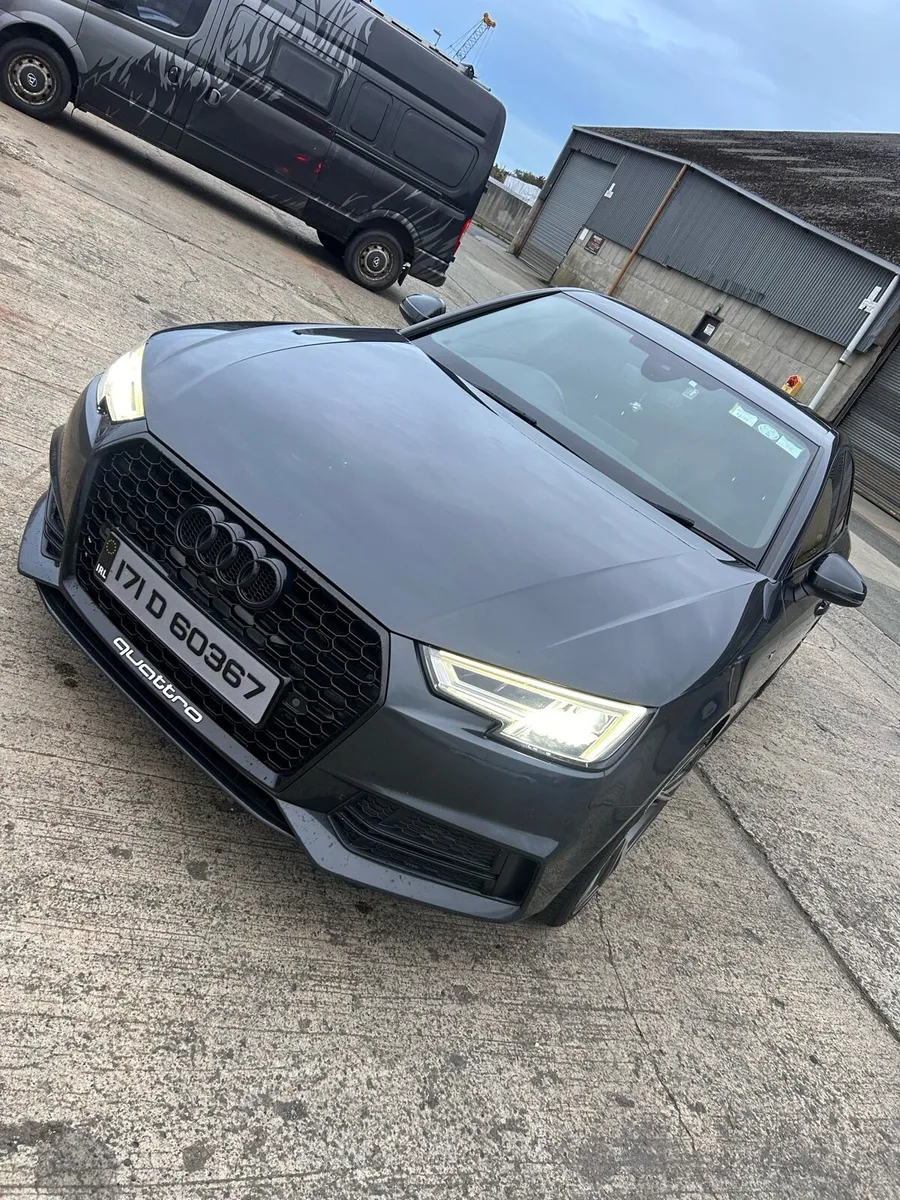 Audi A4 S-Line Ultra black edition Quattro - Image 2
