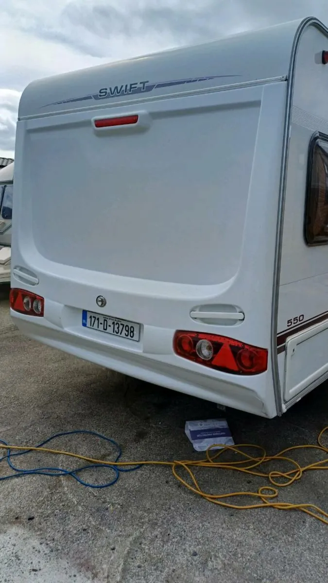 2007 swift charisma 4 berth - Image 3