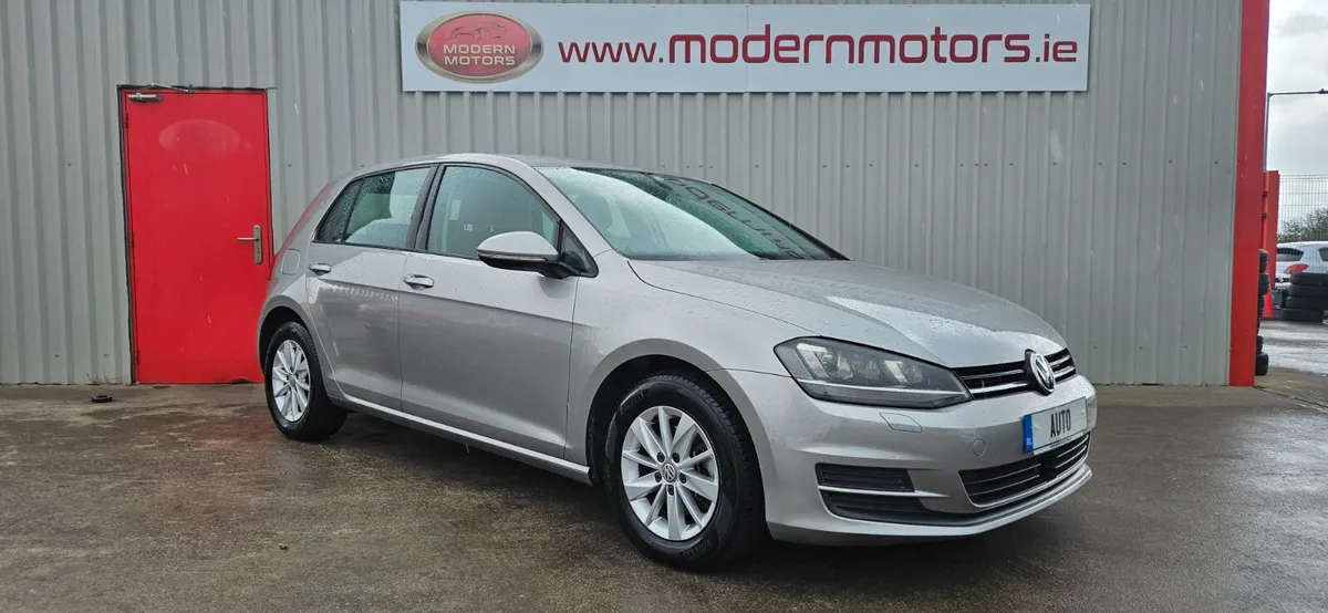 Volkswagen Golf auto 1.2 comfortline dsg low kms - Image 2