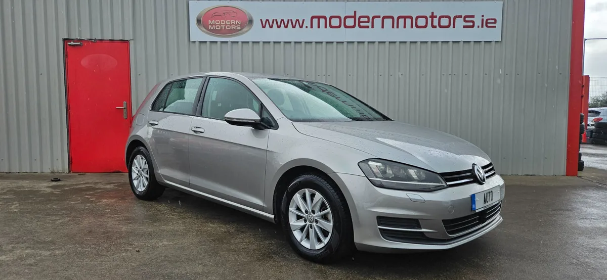 Volkswagen Golf auto 1.2 comfortline dsg low kms - Image 3