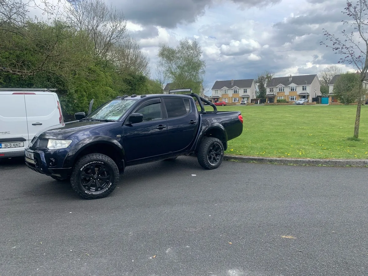 L200 - Image 2