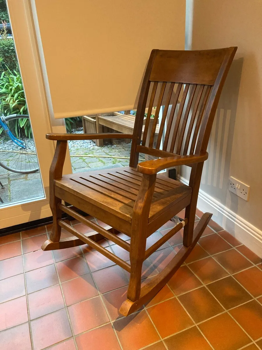 Rocking chair