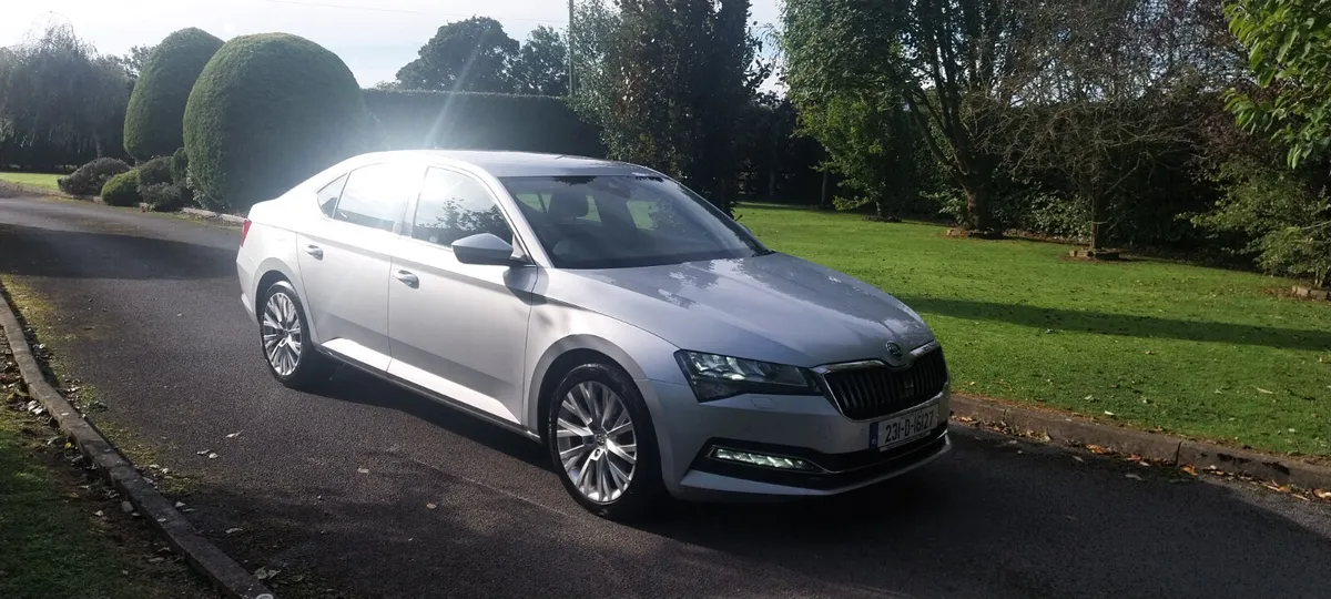 2023 Skoda Superb 2.0 TDI 150 BHP Style DSG - Image 2