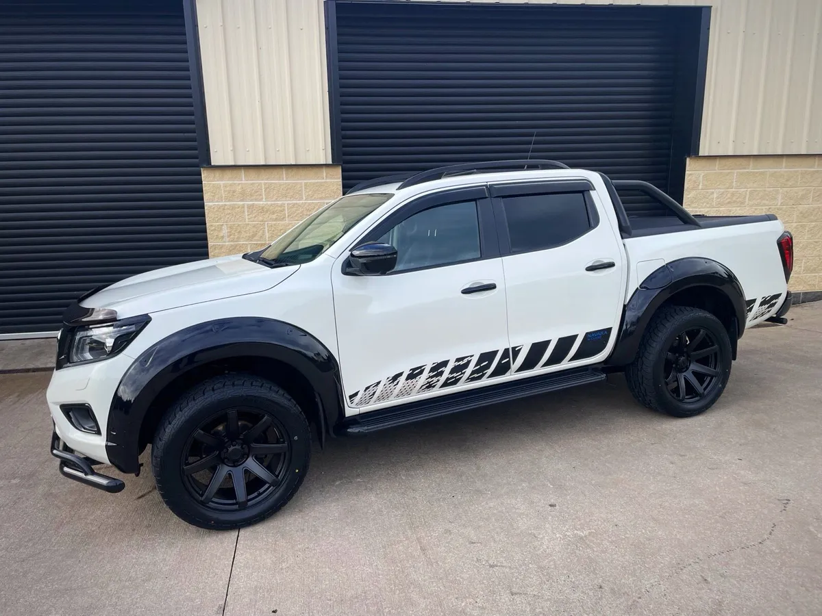 2022 NISSAN NAVARA 2.3 DCI N-GUARD AUTO - Image 1