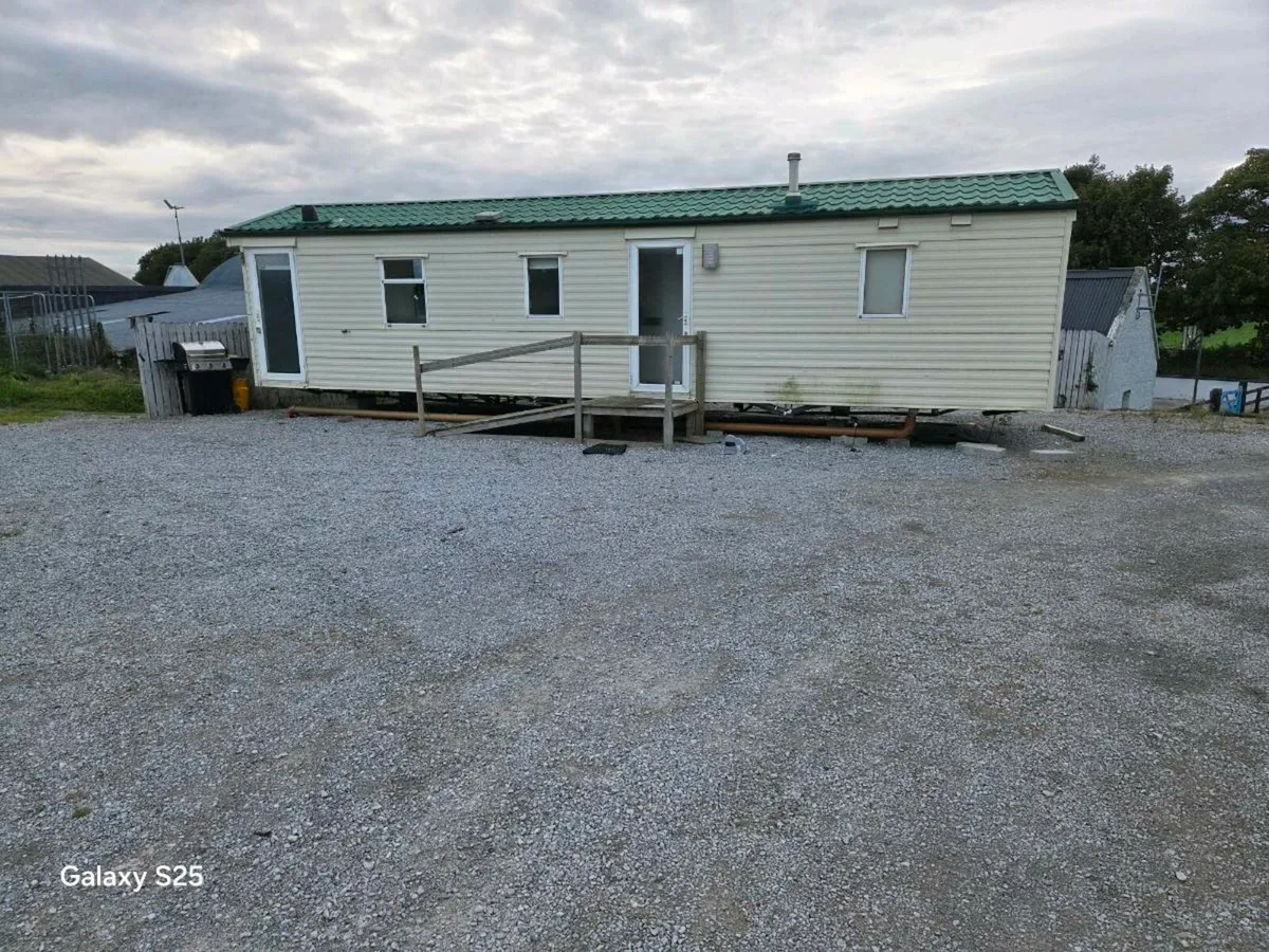 Mobile Home - Image 1